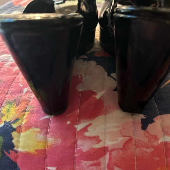 Black Patent Leather Wedges - Picture 3 of 5